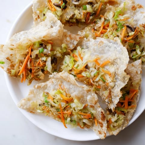 Crispy Rice Paper Dumplings